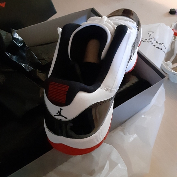 Jordan 11 low Concord bred - Picture 2 of 2